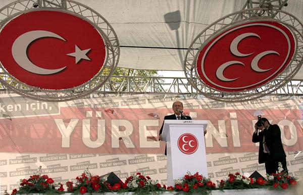 Bahçeli'nin Adana mitingi: Bahçeli, Adana'da, Uğur Mumcu Meydanı'nda partisince düzenlenen mitingde vatandaşlara hitap etti.