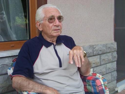 Prof. Dr. Alaeddin Yavaşça, artık Türk Sanat Müziği'nin icra edilmediğini savunarak, bundan üzüntü duyduğunu söyledi.