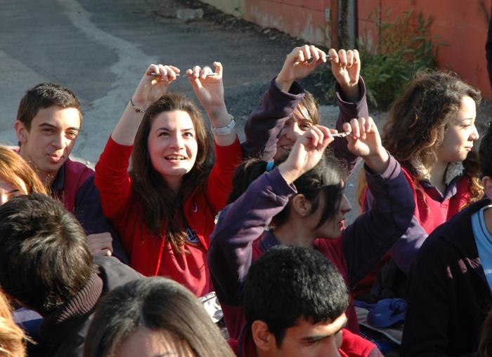 ADANA'DA ÖĞRENCİLER DERSLERİ BOYKOT ETTİ