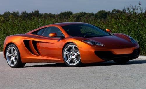 Mclaren sonunda MP4 12C'yi tanıttı