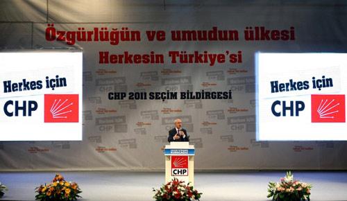 Kılıçdaroğlu, seçmenin önemli bir bölümünün cuma namazında olduğu saatlerde muhafazakar sayılacak seçmenler için de vaatlerde bulundu.