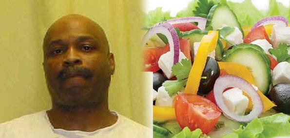 <p><span style="text-decoration: underline;"><strong>Yahya Erkılıçoğlu'nun haberi</strong><br /><br /></span></p>
<p>Amerikada idama mahkûm edilen 49 yaşındaki Clarence Carter, son isteğinde sağlıklı yiyecekleri tercih etti. 33 yaşındaki eski Amerikalı asker Johnny Allen Junioru öldürmekten suçlu bulunan Carter, yakalanarak cezaevine konuldu. 2007de idama mahkûm edilen Carterın cezası önceki gün infaz edilmeden son isteği soruldu. <br /><br />Ohioya bağlı Lucasvilledeki cezaevi yetkilileri, Carterın son isteğinde sağlıklı yiyecekleri tercih ettiğini belirterek, Salata, beyaz ekmek, fırında pişirilmiş patates, şalgam suyu ve portakal oldu dedi. <br /><br />Carterın kendisi için istediği yiyeceklerin, oda arkadaşlarına da verilmesini istediği belirtildi. Carterın idamdan önce iki kardeşiyle görüştüğü, avukatıyla sohbet ettiği ve iki imamın kendisi için Kuran-ı Kerim okuduğu da öğrenildi.
<br><br><b>İdamdan önce ilginç son istekler:</b>