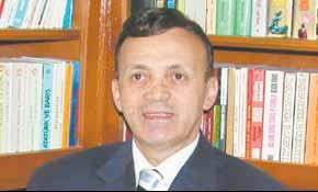 <p><strong>Oğuz Kalelioğlu: </strong>Emekli Albay. 28 Şubat döneminde Psikolojik Harp Dairesi’nde görev yapıyordu. Diyanet İşleri Başkanlığı’na bir süre danışmanlık yaptı. Gözaltına alındı. </p>