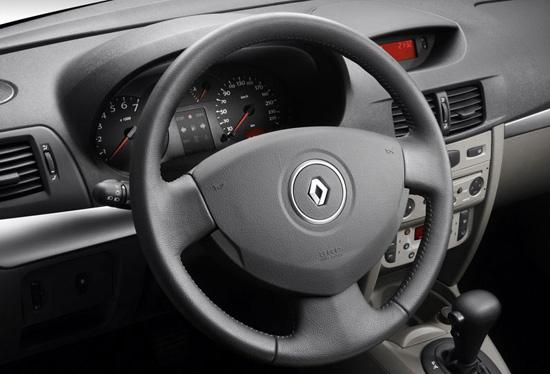 Türkiyede üretilen yeni Renault Symbol AutoBest 2008″ En iyi otomobil ödülüne layık bulundu