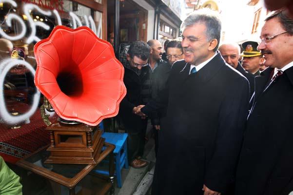 Cumhurbaşkanı Abdullah Gül topaç oynadı
