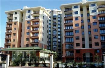 SEYBA REZİDENCE
Teknik İnşaatın İstanbul Kartal Atalarda inşa ettiği Seyba Residenceta 118 ile 231 m2 arasında 2+1, 3+1 ve 4+1 tipinde 102 adet konut bulunuyor. Fiyatları ise 270 bin ile 690 bin lira arasında değişiyor. Peşin ödemede yüzde 10 indirim uygulayan firma, 1 yıla kadar vade farksız taksit seçeneği sunuyor. Yüzde 80i yeli alan olarak ayrılan projede, basketbol ve voleybol sahası, tenis kortu, aktivite odaları, site yönetim bölümü, sauna, aerobik, fitness salonu, kafe, açık yüzme havuzu ve çocuk havuzu gibi sosyal alanlar bulunuyor. Sitede 24 saat özel güvenlik hizmeti sunuluyor.
Web: www.teknikinsaat.com
Tel: 0216 517 16 41