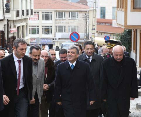 Cumhurbaşkanı Abdullah Gül topaç oynadı