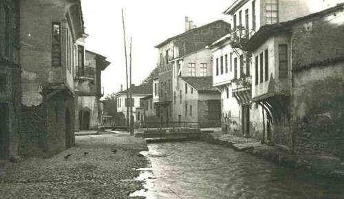 <p><span style="text-decoration: underline;"><span style="color: #ff0000;"><strong>ŞANLIURFA</strong></span></span></p>