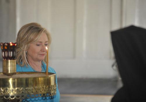 Çeşitli temaslarda bulunmak üzere İstanbul'a gelen ABD Dışişleri Bakanı Hillary Clinton, Fener Rum Patriği Bartholomeos'u ziyaret etti.