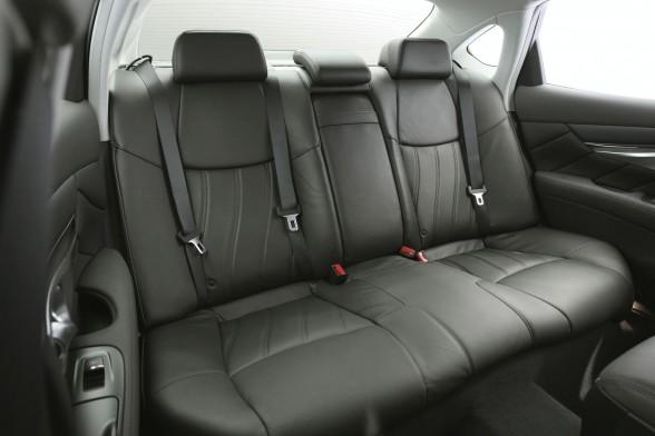 2012 Infiniti M Hybrid