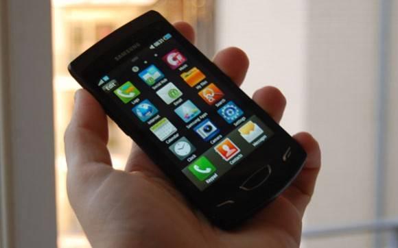 Alışveriş yaparken fiyat karşılaştırması
Tam bir şey satın alacakken hiç "acaba daha ucuzunu bulur muyum?" diye düşündüğünüz oldu mu? Eğer olduysa telefonunuzdan hemen o anda fiyat karşılaştırması yaparak tercih edebileceğiniz daha ucuz alternatifleri bulabilirsiniz.