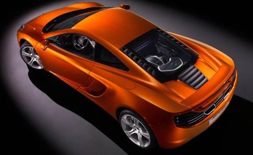 Mclaren sonunda MP4 12C'yi tanıttı