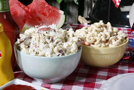 <b>Patates salatası</b>Tipik bir patates salatasında 436 kaloridir. Oysa aynı büyüklükte bir lahana salatası 150 kaloridir.