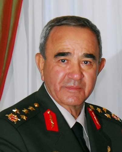 Kara Kuvvetleri Komutanı Orgeneral Erdal Ceylanoğlu
