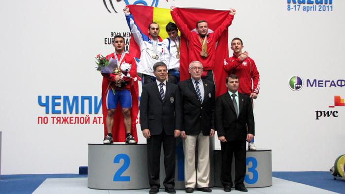 Hurşit Atak 1 gümüş 1 bronz madalya kazandı