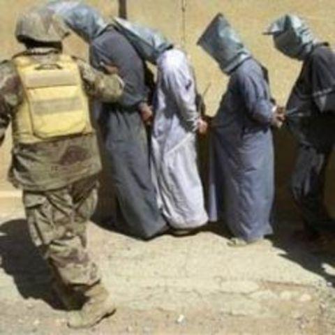 Türkiye'nin Kuzey Irak'taki etkinliği sadece bu kritik operasyonla sınırlı kalmıyor. Bölgedeki Türkmenlere, Türkiye'den yardım malzemeleri ulaştırılıyor: İlaç, yiyecek...