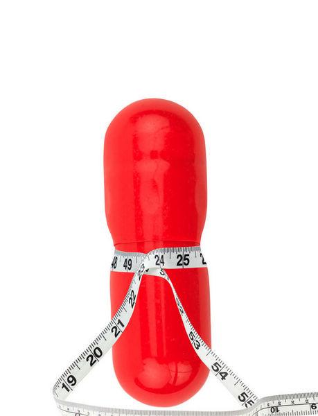 4. Bol sıvı tüketin Günde 500 ml fazla su içmek metabolizmayı %20 hızlandırıyor. Bu % 20lik fark bile haftada 400 gr kaybetmenize sebep olur. Vücudumuz en az 2 litre suya ihtiyaç duyar. Su dışında bitki çayları, limonata, greyfurt suyu, ev yapımı buzlu çay metabolizmayı hızlandıran sağlıklı içeceklerdir. Alkol, kola, gazlı içecekler, çay, kahve acıktırır, stresi arttırır, yağlandırır, karaciğeri yorar.