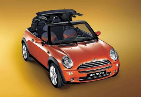 <p><span style="text-decoration: underline;"><span style="color: #0000ff;"><strong>MINI Cooper Cabrio</strong></span></span><br /><br />MINI, cabrio versiyonu Cooper S ile bu segmentte yer alıyor. 27 bin 304 euroluk fiyatı onu büyük rakipleri arasında cazip kılıyor.</p>