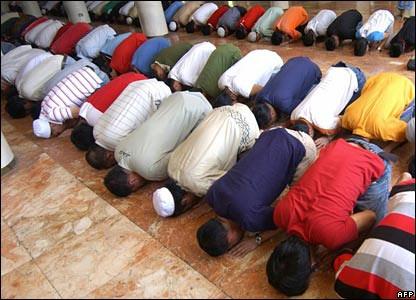 18. Ezberlediğiniz yerleri namazlarınızda okuyun.