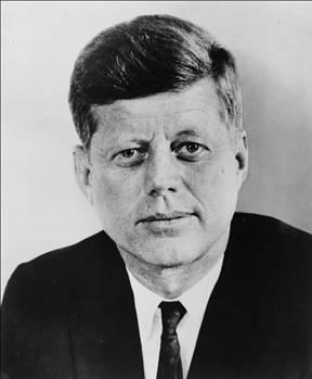 John F. Kennedy

IQ Düzeyi: 117