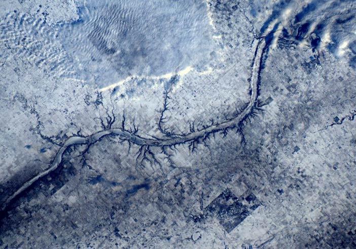 Karlar altında Kanada