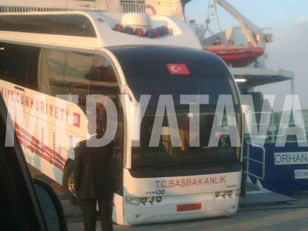 Şovmen Mehmet Ali Erbil'in Mudanya'dan feribotun kalkmasının Ak Parti otobüsü nedeniyle 20 dakika geciktiği iddiası yalan çıktı