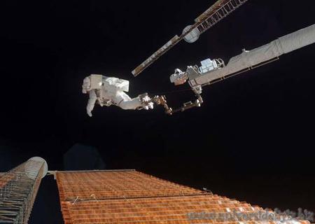 Astronomi, uzay ve havacılık sektörleri: İnsanlığın ayağının yeni yeni yerden kesildiği göz önüne alındığında bu alandaki meslekler geleceğin altın yumurtlayan tavukları olacak gibi..