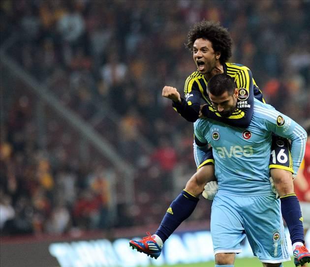 Maç sonu Baroni 'gel kuçu kuçu' diye birini mi çağırıyordu ?