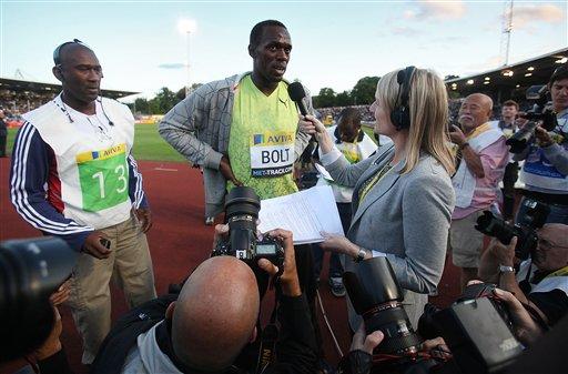 Londra Grand Prix'inde gözler 100 metre finalindeydi. Jamaikalı atlet Usain Bolt ile eski rekortmen Asafa Powell karşı karşıya geldi. Yeni rekor çıkmadı ama Bolt rahat kazandı.