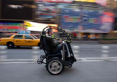 Ginger adlı ürün ile uzun süre kendinden söz ettiren ABDli Segway, PUMA adlı yeni taşıtını New Yorkta tanıttı.