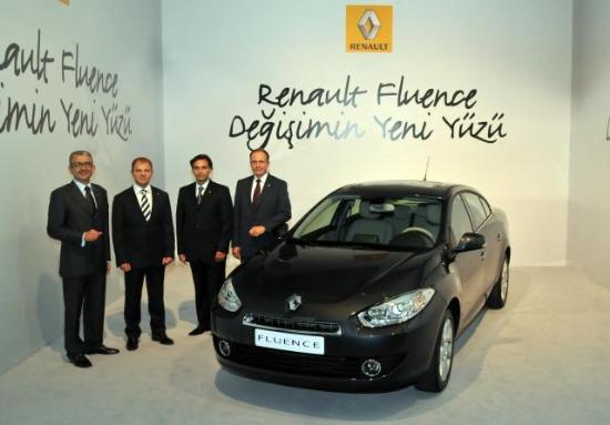 Renault, Türkiye'de üretilip tüm dünyaya satılacak olan Fluence modelini görücüye çıkardı. 110 milyon euro yatırım hedefleyen Renault, Megan'a Fluence'la 'Güle güle' demeye hazırlanıyor.