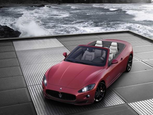 2012 Maserati GranCabrio Sport