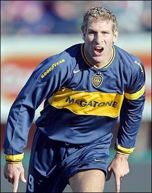 Kolombiya maçında kazanılan 3 penaltıdan da yararlanamayan Arjantinli Martin Palermo, uluslararası bir maçta 'En çok penaltı kaçıran futbolcu' oldu.