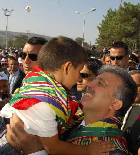 727. Ertuğrul Gazi'yi Anma ve Söğüt Şenlikleri'ne katılmak üzere Söğüt'e gelen Cumhurbaşkanı Abdullah Gül