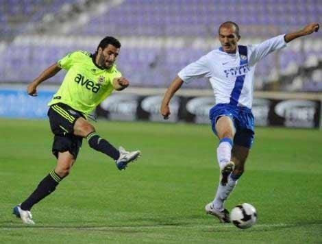 Fenerbahçe İstanbul'da 2-0'la geçtiği Macar ekibi MTK'yı kendi evinde gole boğdu. 5-0 biten maçta Semih 4 gole imza attı!