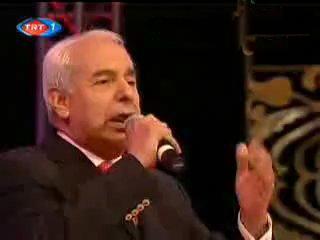 T&uuml;rk Halk M&uuml;ziği (THK) sanat&ccedil;ısı Abdurrahman Kızılay (72), 12 Aralıkta solunum yetmezliği nedeniyle tedavi g&ouml;rd&uuml;ğ&uuml; hastanede hayatını kaybetti. ''Altın Hızma'', ''Evlerinin &Ouml;n&uuml; Boyalı Direk'', ''Esmerim G&uuml;zel Esmerim'' gibi t&uuml;rk&uuml;lerin yaratıcısı, '''50 yıllık &ccedil;ınar'' Abdurrahman Kızılay, &ouml;mr&uuml;n&uuml; sanata ve T&uuml;rkmenlerin tanınmasına harcamış bir sanat&ccedil;ıydı.