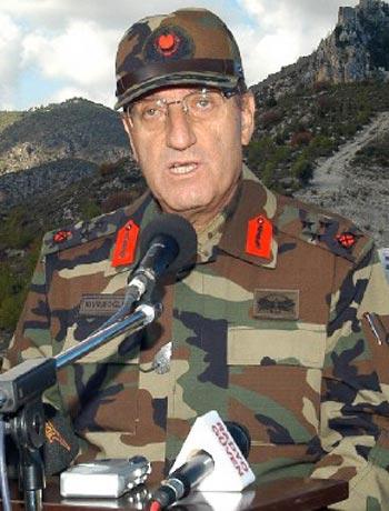 Ege Ordusu Komutanı Orgeneral Hayri Kıvrıkoğlu