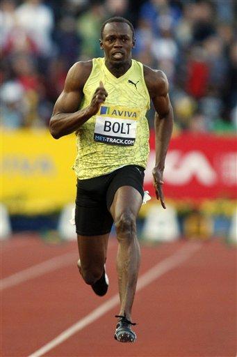 Londra Grand Prix'inde gözler 100 metre finalindeydi. Jamaikalı atlet Usain Bolt ile eski rekortmen Asafa Powell karşı karşıya geldi. Yeni rekor çıkmadı ama Bolt rahat kazandı.