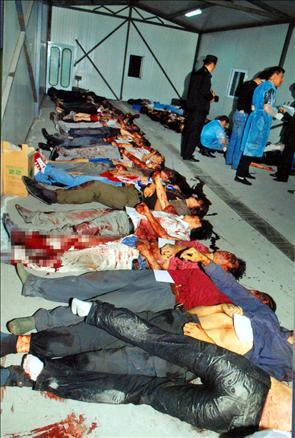 Sincan Uygur Özerk Bölgesi Valisi Nur Bekri, Türk gazetecilere 5 Temmuz'da Urumçi'de meydana gelen olaylarla ilgili fotoğraflar ve görüntüler verdi.