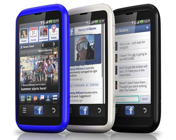 Hayatımızın bir parçası haline gelen Facebook, sınırlarını genişleterek çıkaracağı telefonla mobil dünyaya adım atmaya hazırlanıyor..