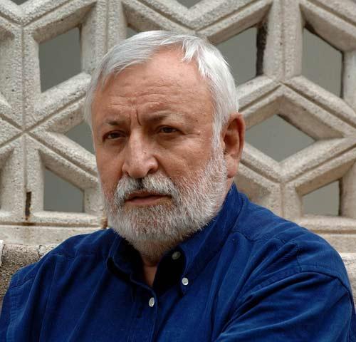Milli sinemanın öncü ismi, Devlet Üstün Hizmet Madalyası sahibi yönetmen Yücel Çakmaklı hayatını kaybetti.