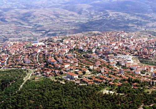 MANİSA ---

AK Parti Manisa İl Başkanlığı, milletvekili genel seçimlerinde Manisa'dan milletvekili adayı olacakların belirlenmesi amacıyla temayül yoklaması yaptı.

Yapılan temayül yoklamasında 48 milletvekili aday adayı arasında en yüksek oyu Ahmet Sofuoğlu (1319) aldı. Arif Koşar 1102 oy, Mustafa Irmak 1003, Ünal Kaya 978 oy, Mehmet Uçak 950 oy, Muzaffer Yurttaş 915 oy, Murat Erbil 911 oy, Ebabil Mehmet Büker 830 oy, Uğur Aydemir 818 oy, Nurettin Gülmez 790 oy elde etti.