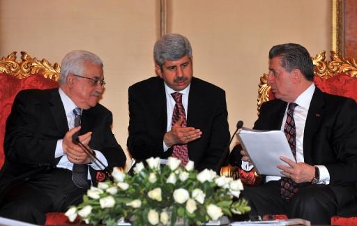 Filistin Devlet Bakanı Mahmut Abbas, TBMM Başkanı Köksal Toptan'ı ziyaret etti.
