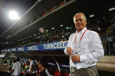 Turkcell Süper Lig'in 3. haftasında Gençlerbirliği'ne konuk olan Beşiktaş, sahadan golsüz eşitlikle ayrıldı!..