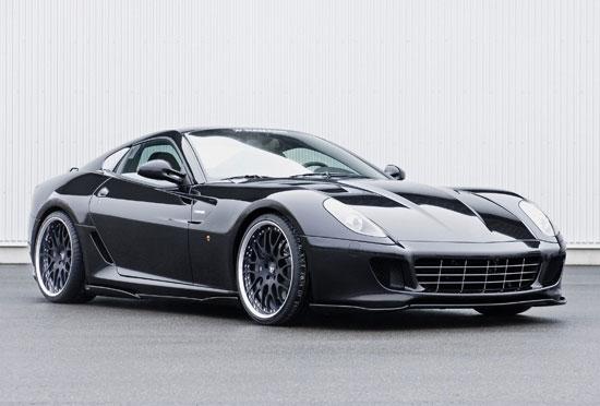 Ferrari 599 GTB'yi uçuşa hazırlıyor