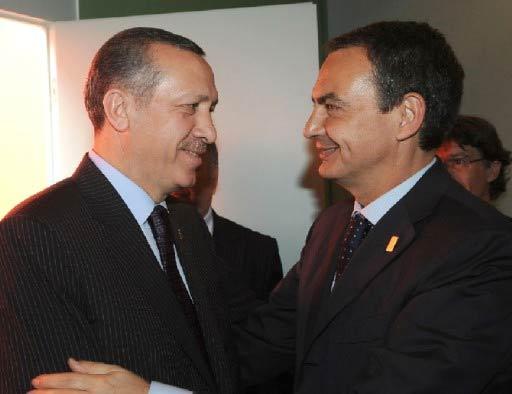 BASBAKAN RECEP TAYYIP ERDOGAN, PARIS'TE DEVAM EDEN ''AKDENIZ ICIN BIRLIK'' ZIRVESINDE BAZI IKILI TEMASLARDA BULUNDU. BASBAKAN ERDOGAN, GRAND PALAIS'TE YAPILAN ZIRVEDE, ISPANYA BASBAKANI JOSE LUIS RODRIGUES ZAPATERO ILE GORUSTU