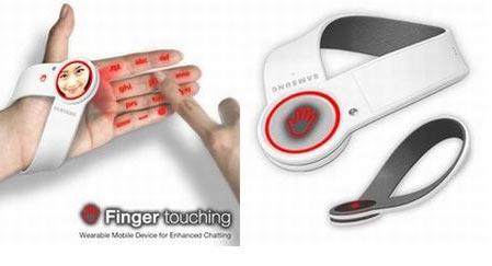 <strong>Samsung Parmak Cep Telefonu:</strong> Bu telefonu bileğinize takacaksınız ve elinizin içi tuş takımı olacak.