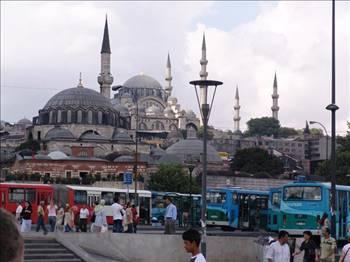 <p> </p>
<p><strong><span style="color: #ff0000;"><span style="text-decoration: underline;">EMİNÖNÜ<br /></span></span><br /><span style="text-decoration: underline;">En çok hangi ilden vatandaş var:</span></strong> Mardin</p>
<p> </p>
<p> </p>
<p> </p>
<p> </p>
<p> </p>