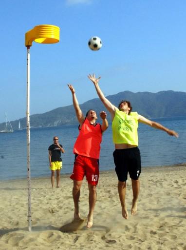 Gelişmekte Olan Spor Dalları Federasyonu Başkanı Enver Oral, Erkek ve kadınların aynı takım formasını giyebildiği "korfbol"un Türkiye'de en fazla yayılan spor dallarından biri olduğunu söyledi.