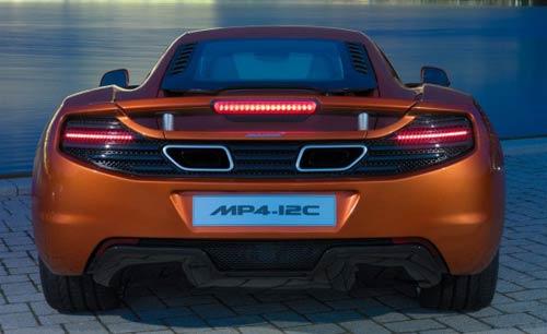 Mclaren sonunda MP4 12C'yi tanıttı